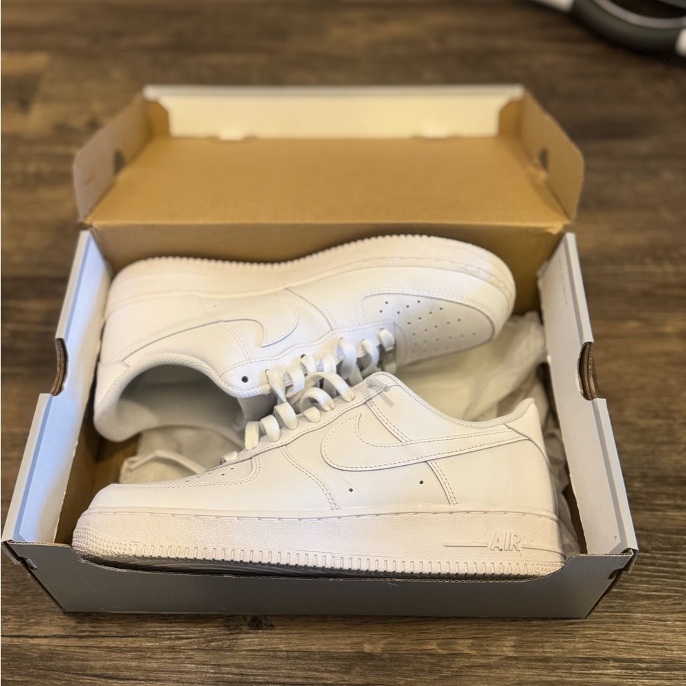 Nike White Air Force One sz10.5